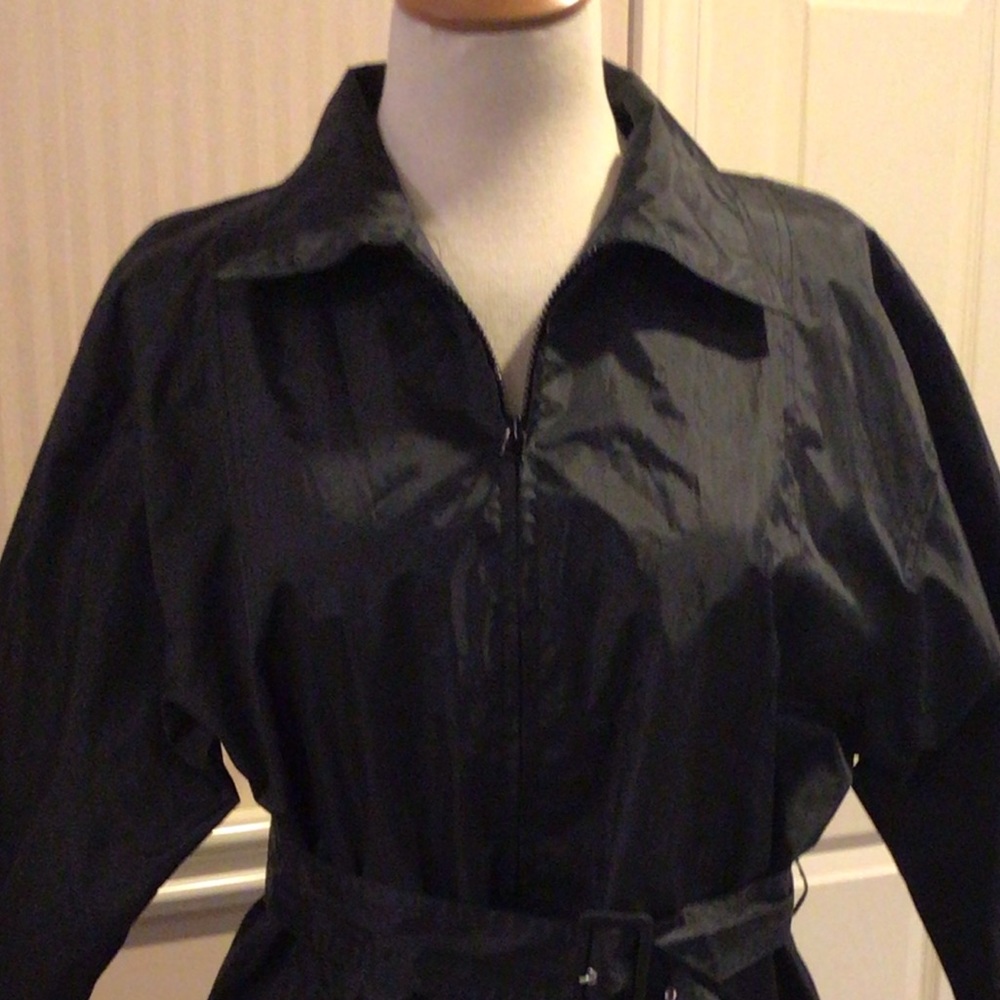 💕Host Pick💕⬇️PD⬇️NWOT Hennes Black collared nylon lined jacket water repellent - Picture 2 of 6